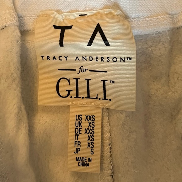 NWOT TA Tracy Anderson G.I.L.I. Cropped French Terry Joggers - Picture 6 of 9